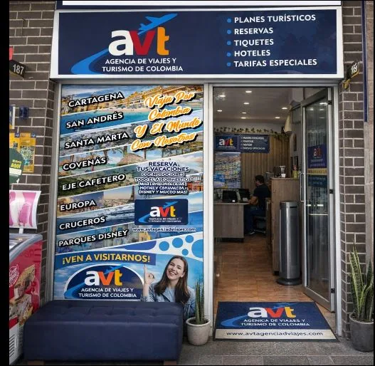 Fachada del local de AVT en el Mall Comercial Bulevar de la 55, Bello